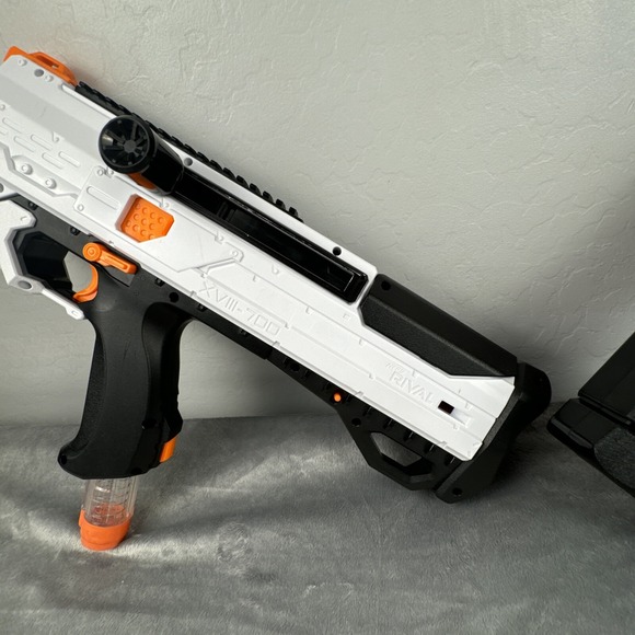 Nerf Rival Outdoor Blaster XVIII-700 Phantom Corps White Helios Red Christmas - Picture 13 of 16